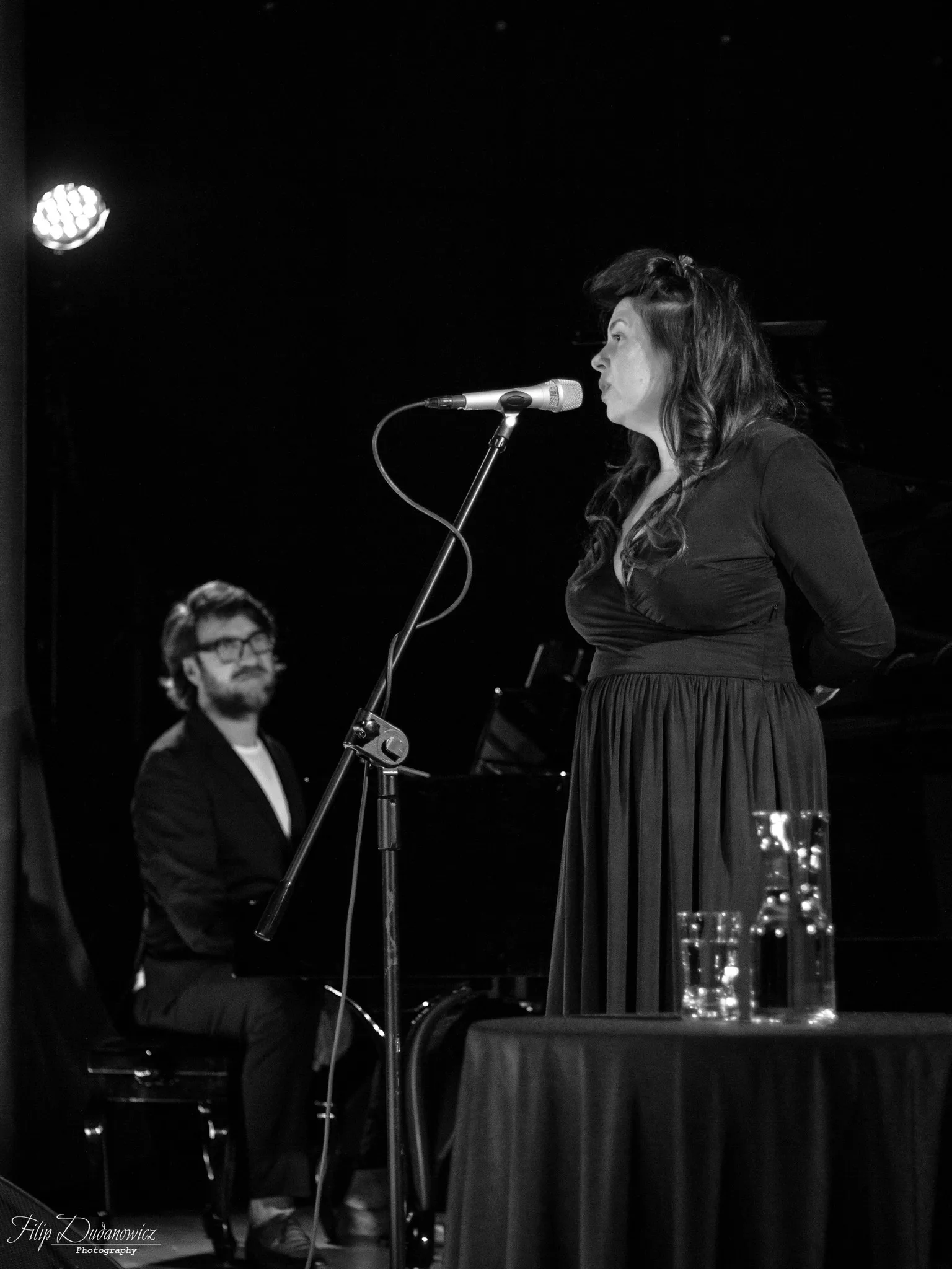Kinogranie ♫♪ – Monika Borzym śpiewa stare piosenki – koncert